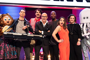 Harry Hill's ClubNite. Image shows from L to R: Huge Davies, Paul F Taylor, Harry Hill, Eddie Kadi, Holly Burn, Jessica Fostekew. Copyright: Nit TV