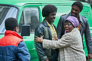 In The Long Run. Image shows from L to R: Kobna (Sammy Kamara), Valentine (Jimmy Akingbola), Mama (Ellen Thomas), Walter (Idris Elba)