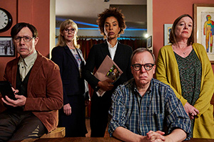 Inside No. 9. Image shows from L to R: Barnaby (Reece Shearsmith), Matilda (Siobhan Redmond), Kat (Sophie Okonedo), Ezra (Steve Pemberton), Phillipa (Robin Weaver)