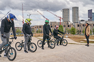 A League Of Their Own. Image shows from L to R: Jamie Redknapp, Rob Beckett, Romesh Ranganathan, Andrew Flintoff, Shanaze Reade. Copyright: CPL Productions