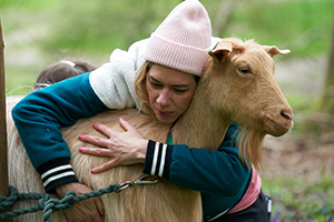 Outsiders. Lou Sanders. Copyright: Renegade Pictures