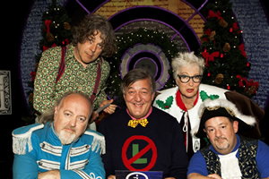 QI. Image shows from L to R: Bill Bailey, Alan Davies, Stephen Fry, Jenny Eclair, Johnny Vegas. Copyright: TalkbackThames