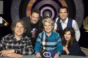 QI. Image shows from L to R: Alan Davies, Johnny Vegas, Sandi Toksvig, Jimmy Carr, Ronni Ancona. Copyright: TalkbackThames