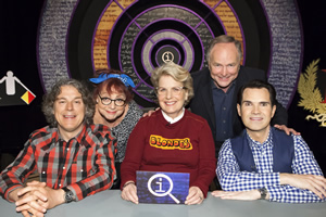 QI. Image shows from L to R: Alan Davies, Jo Brand, Sandi Toksvig, Clive Anderson, Jimmy Carr. Copyright: TalkbackThames