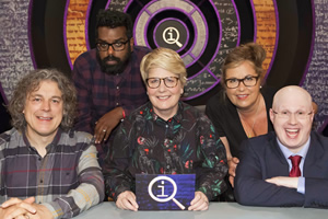 QI. Image shows from L to R: Alan Davies, Romesh Ranganathan, Sandi Toksvig, Liza Tarbuck, Matt Lucas. Copyright: TalkbackThames