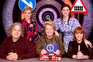 QI. Image shows from L to R: Alan Davies, Holly Walsh, Sandi Toksvig, Aisling Bea, Cally Beaton