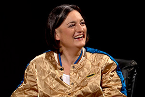 QI. Zoe Lyons