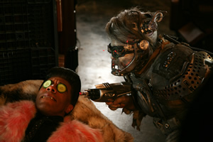 Red Dwarf. Image shows from L to R: Cat (Danny John-Jules), Hogey the Roguey (Richard O'Callaghan). Copyright: UKTV