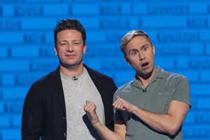 The Russell Howard Hour. Image shows from L to R: Jamie Oliver, Russell Howard. Copyright: Avalon Television