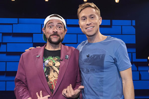 The Russell Howard Hour. Image shows from L to R: Kevin Smith, Russell Howard. Copyright: Avalon Television