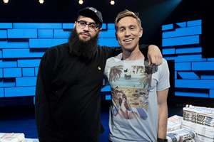 The Russell Howard Hour. Image shows from L to R: Jamali Maddix, Russell Howard. Copyright: Avalon Television