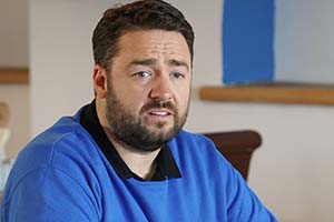 Scarborough. Mike (Jason Manford). Copyright: BBC Studios