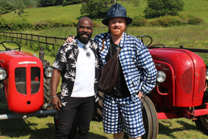 Shopping With Keith Lemon. Image shows left to right: Melvin Odoom, Leigh Francis