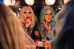 Smoggie Queens. Image shows left to right: Dickie (Phil Dunning), Stewart (Elijah Young)