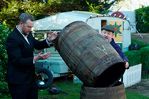 Taskmaster. Image shows from L to R: Alex Horne, Johnny Vegas. Copyright: Avalon Television