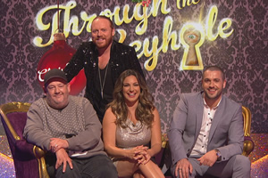 Through The Keyhole. Image shows from L to R: Johnny Vegas, Leigh Francis, Kelly Brook, Shayne Ward. Copyright: Talkback