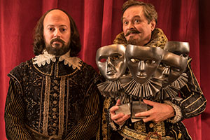 Upstart Crow. Image shows from L to R: Will Shakespeare (David Mitchell), Sir Robert Greene (Mark Heap). Copyright: BBC