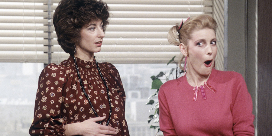 Agony. Image shows from L to R: Jane Lucas (Maureen Lipman), Val (Diana Weston). Copyright: London Weekend Television