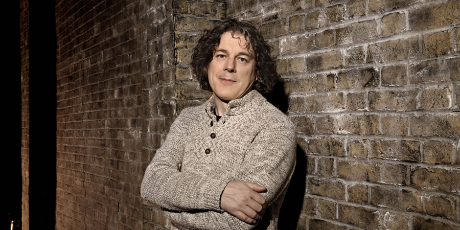 Alan Davies: As Yet Untitled. Alan Davies