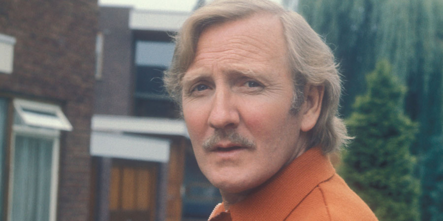 Leslie Phillips - British Comedy Guide