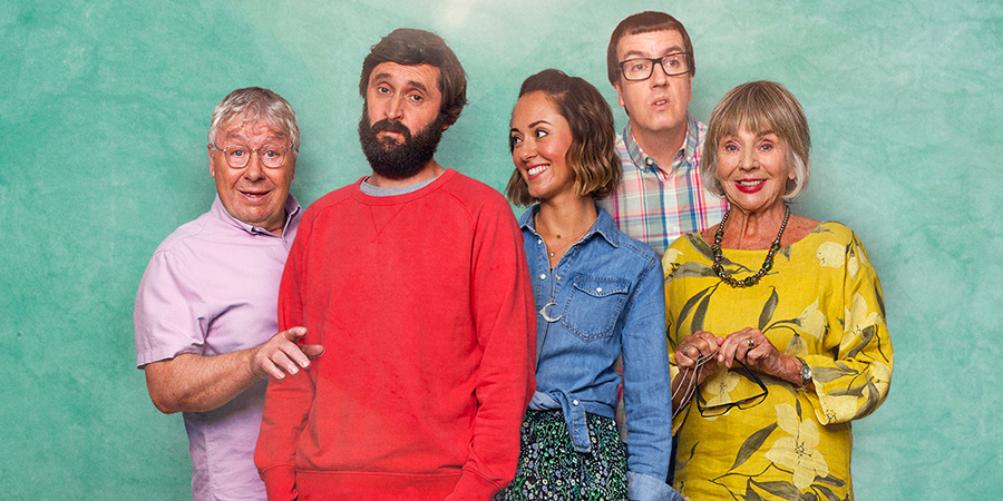 The Cockfields. Image shows from L to R: Ray (Gregor Fisher), Simon (Joe Wilkinson), Esther (Susannah Fielding), David (Ben Rufus Green), Sue (Sue Johnston)