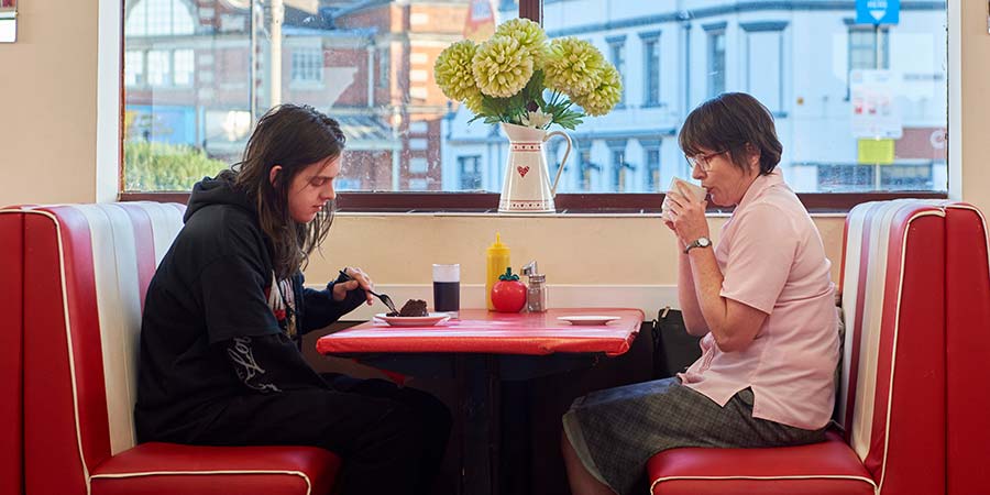 Days Of The Bagnold Summer. Image shows from L to R: Daniel Bagnold (Earl Cave), Sue Bagnold (Monica Dolan). Copyright: Altitude Film Entertainment