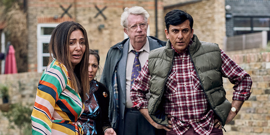 The Effects Of Lying. Image shows left to right: Sangeeta (Laila Rouass), Priya (Shaheen Khan), Brian (Mark Williams), Naveen (Ace Bhatti)