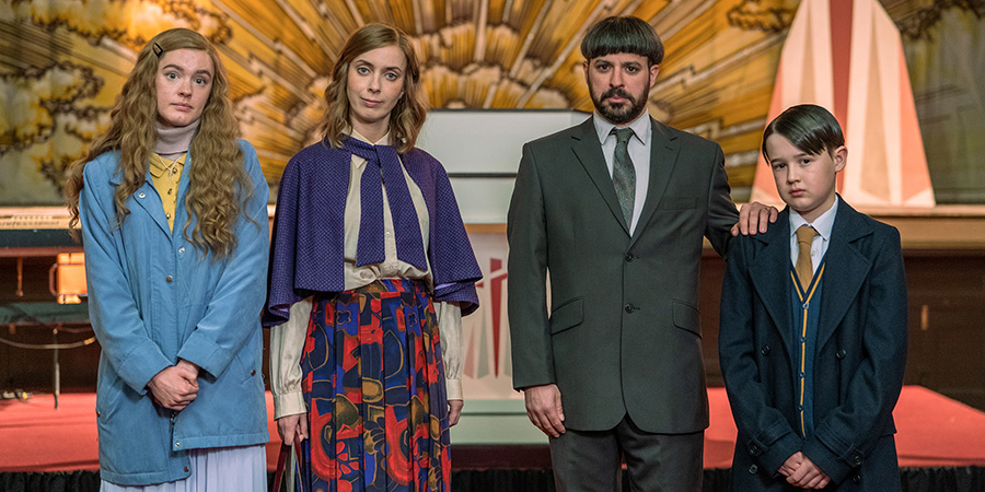 Everyone Else Burns. Image shows left to right: Amy James-Kelly, Fiona Lewis (Kate O'Flynn), David Lewis (Simon Bird), Harry Connor