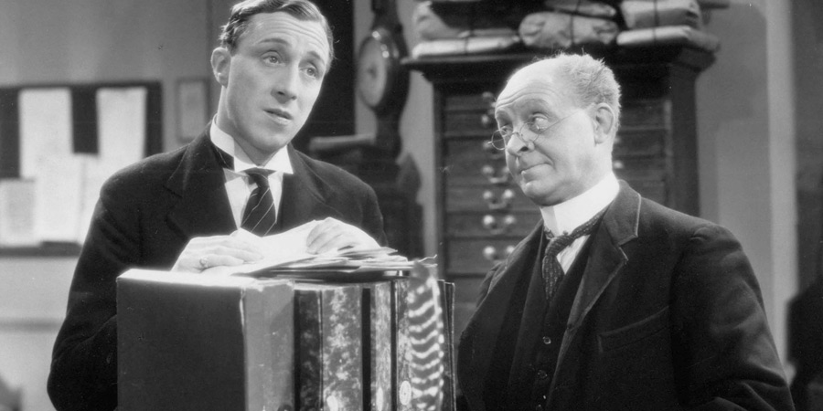 Freedom Of The Seas. Image shows from L to R: George Smith (Clifford Mollison), Gamp (Charles Paton). Copyright: Associated British Picture Corporation