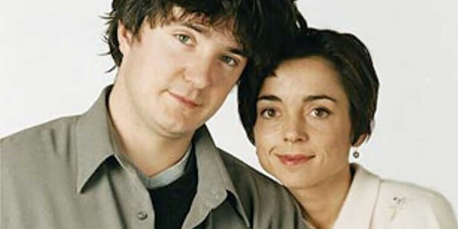 How Do You Want Me?. Image shows from L to R: Ian Lyons (Dylan Moran), Lisa Lyons (Charlotte Coleman). Copyright: Kensington Films And Television