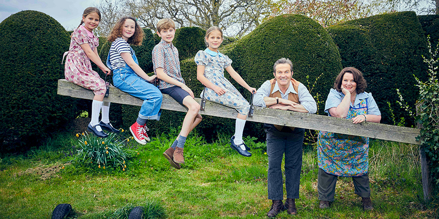 The Larkins. Image shows from L to R: Petunia Larkin (Rosie Coleman), Victoria Larkin (Lola Shepelev), Montgomery Larkin (Liam Middleton), Zinnia Larkin (Davina Coleman), Pop Larkin (Bradley Walsh), Ma Larkin (Joanna Scanlan)