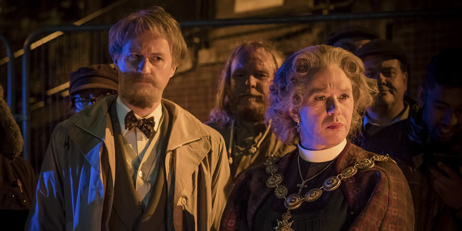 The League Of Gentlemen. Image shows from L to R: Murray (Mark Gatiss), Bernice Woodall (Reece Shearsmith). Copyright: BBC