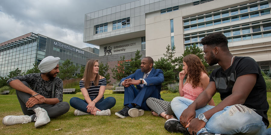 Birmingham City University Chancellor, Sir Lenny Henry meets students from the institution in front of the University's £62 million Parkside Building. Lenny Henry. Copyright: Birmingham City University