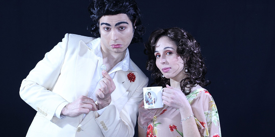 Magic Coins: The Course. Image shows from L to R: José The Magician (José Pedro Fortuna), Ana Pinho