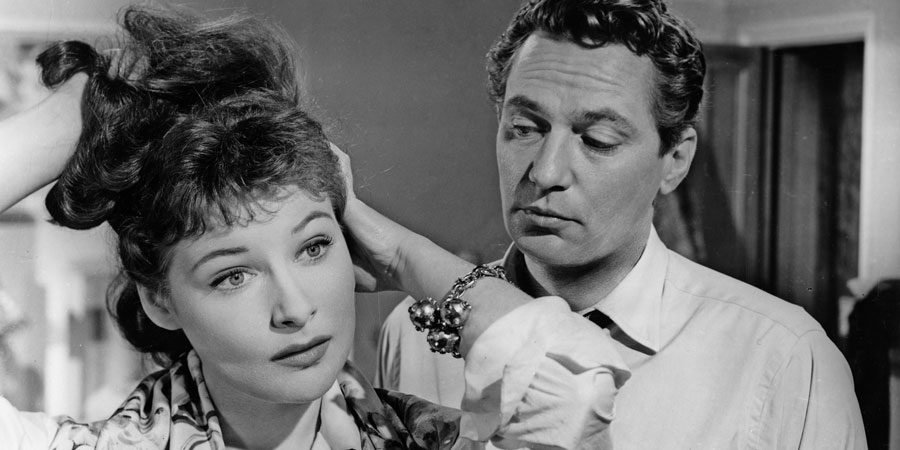 Make Me An Offer!. Image shows from L to R: Nicky (Adrienne Corri), Charlie (Peter Finch)