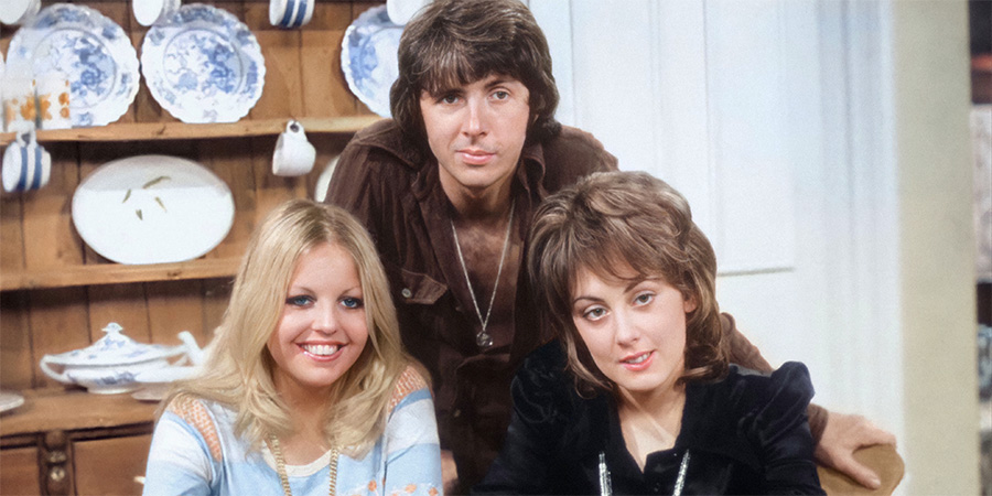 Man About The House. Image shows from L to R: Jo (Sally Thomsett), Robin Tripp (Richard O'Sullivan), Chrissy Plummer (Paula Wilcox). Copyright: Thames Television