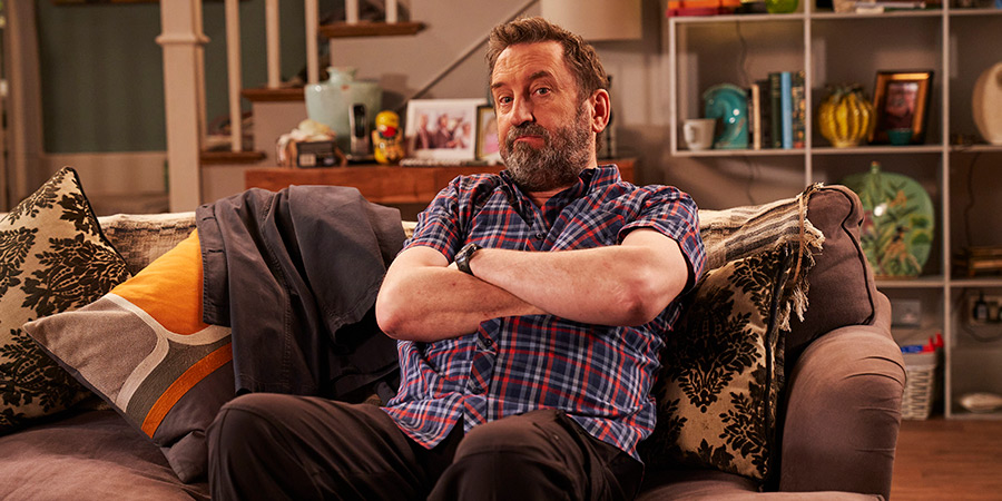 Not Going Out. Lee (Lee Mack)