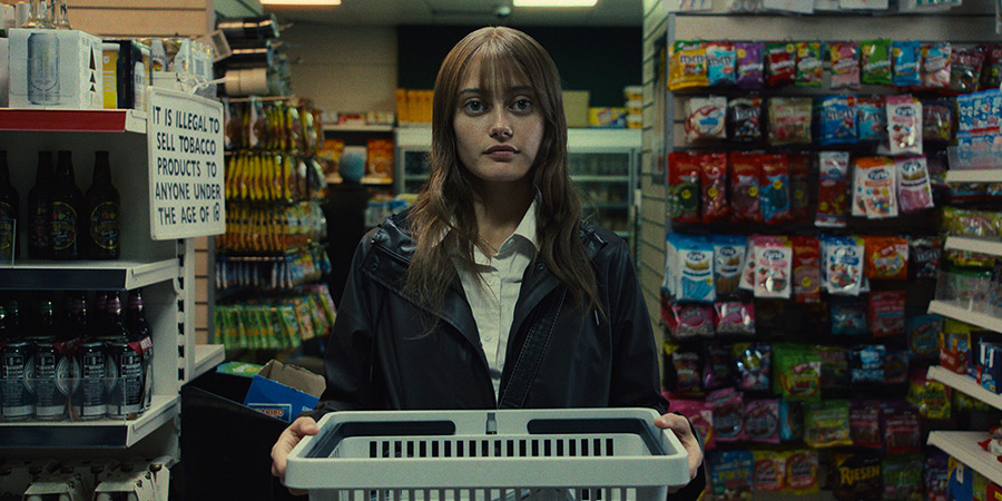 Sweetpea. Rhiannon Lewis (Ella Purnell)