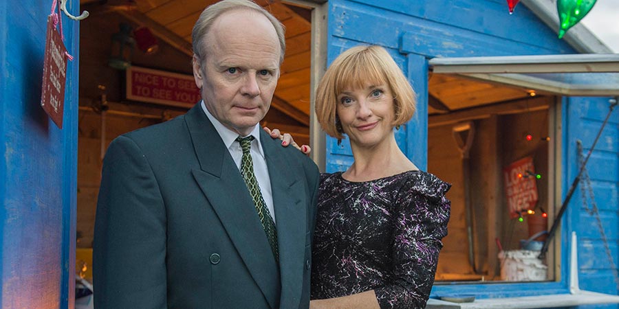 The Cruise. Image shows from L to R: Andy (Jason Watkins), Jacky (Jane Horrocks). Copyright: Emu Films