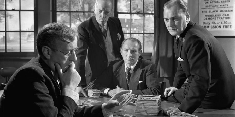 The Lavender Hill Mob. Image shows left to right: Holland (Alec Guinness), Deputy Commander (Tony Quinn), Deputy Superintendant (Moultrie Kelsall), Commander (Cyril Chamberlain)