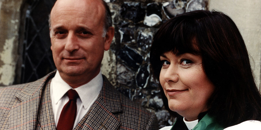 The Vicar Of Dibley. Image shows from L to R: David Horton (Gary Waldhorn), Geraldine Grainger (Dawn French). Copyright: Tiger Aspect Productions