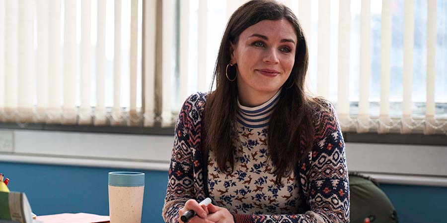 This Way Up. Aine (Aisling Bea). Copyright: Merman