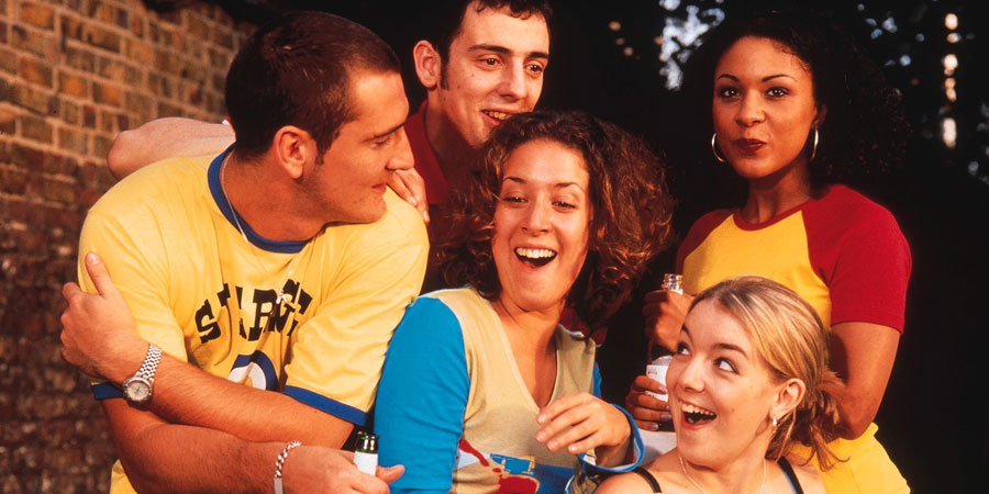 Two Pints Of Lager And A Packet Of Crisps. Image shows from L to R: Gary 'Gaz' Wilkinson (Will Mellor), Jonny Keogh (Ralf Little), Donna Henshaw (Natalie Casey), Janet (Sheridan Smith), Louise (Kathryn Drysdale). Copyright: BBC