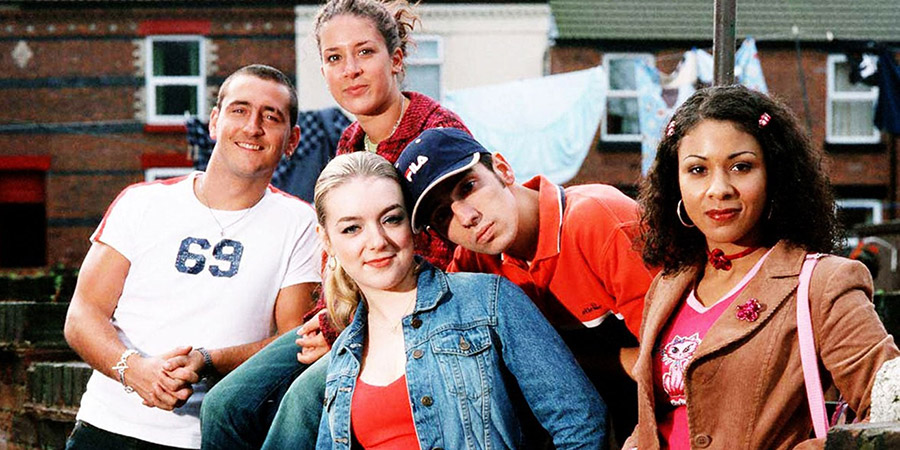 Two Pints Of Lager And A Packet Of Crisps. Image shows from L to R: Gary 'Gaz' Wilkinson (Will Mellor), Janet (Sheridan Smith), Donna Henshaw (Natalie Casey), Jonny Keogh (Ralf Little), Louise (Kathryn Drysdale). Copyright: BBC