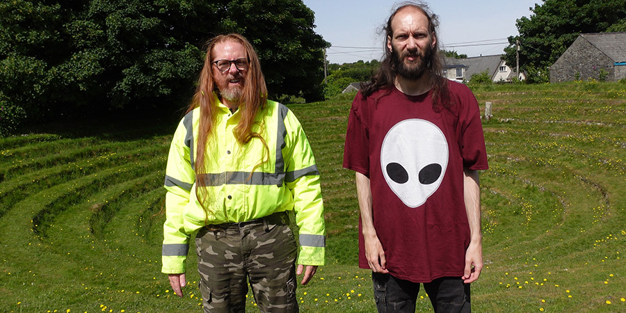 Ufologists. Image shows left to right: Raun Borlewen (Starman) (Jason Gregg), Gorran Tremethick (Steven Powell)