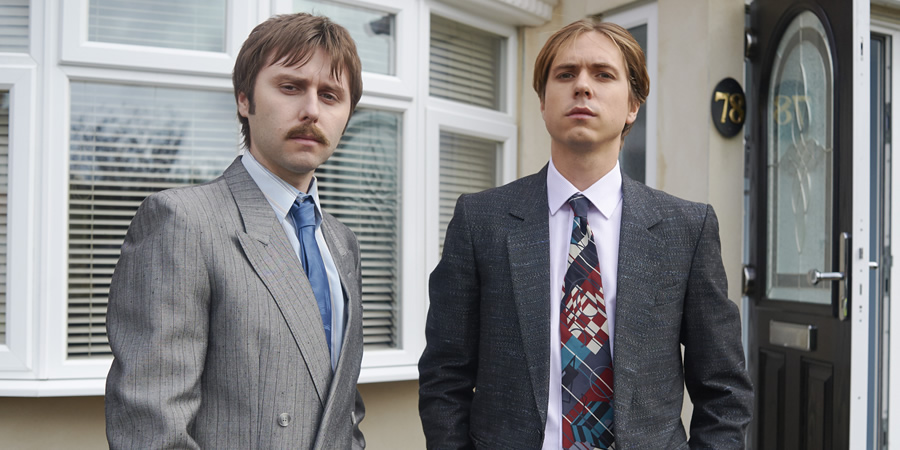 White Gold. Image shows from L to R: Brian Fitzpatrick (James Buckley), Martin Lavender (Joe Thomas). Copyright: Fudge Park