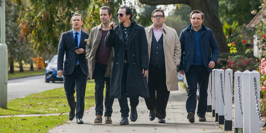 The World's End. Image shows from L to R: Oliver (Martin Freeman), Steven (Paddy Considine), Gary King (Simon Pegg), Andy Knight (Nick Frost), Peter (Eddie Marsan). Copyright: STUDIOCANAL / Working Title Films