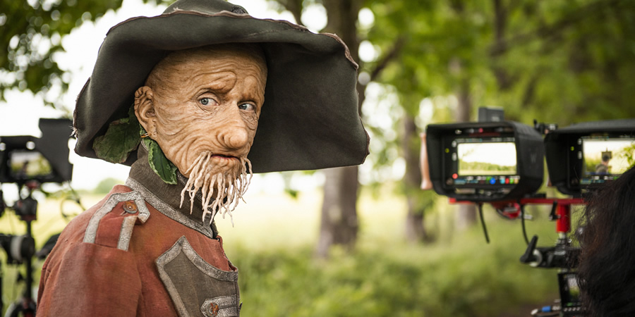 Worzel Gummidge. Worzel (Mackenzie Crook)