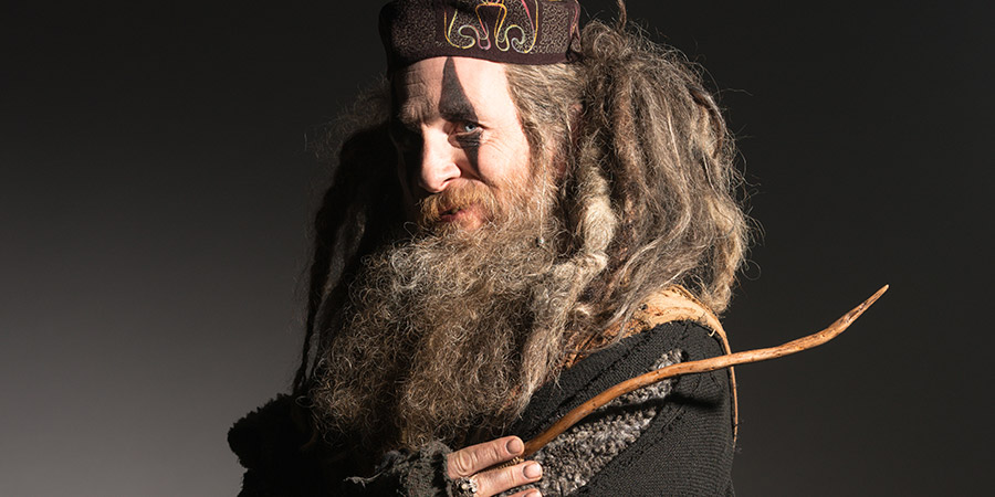 Zapped. Howell (Paul Kaye). Copyright: Black Dog Television