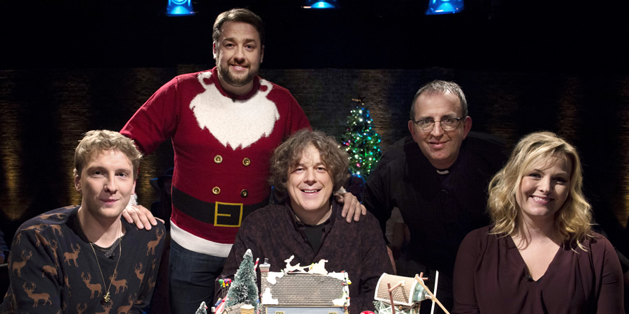 Alan Davies: As Yet Untitled. Image shows from L to R: Joe Lycett, Jason Manford, Alan Davies, Richard Coles, Jo Joyner. Copyright: Phil McIntyre Entertainment